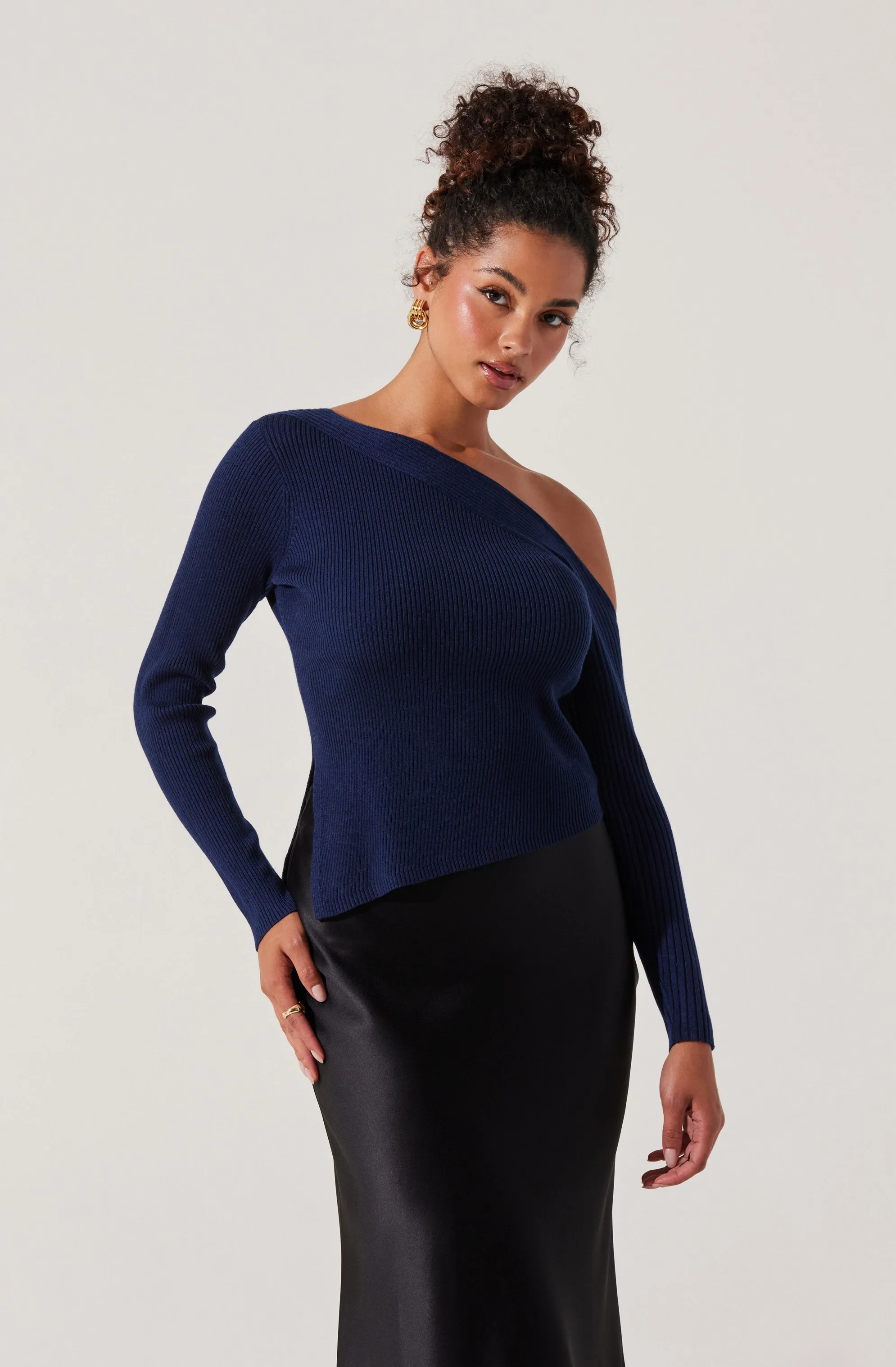 Aldari Off Shoulder Ribbed Sweater