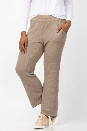 Dylan Weekend Pant in Light Olive