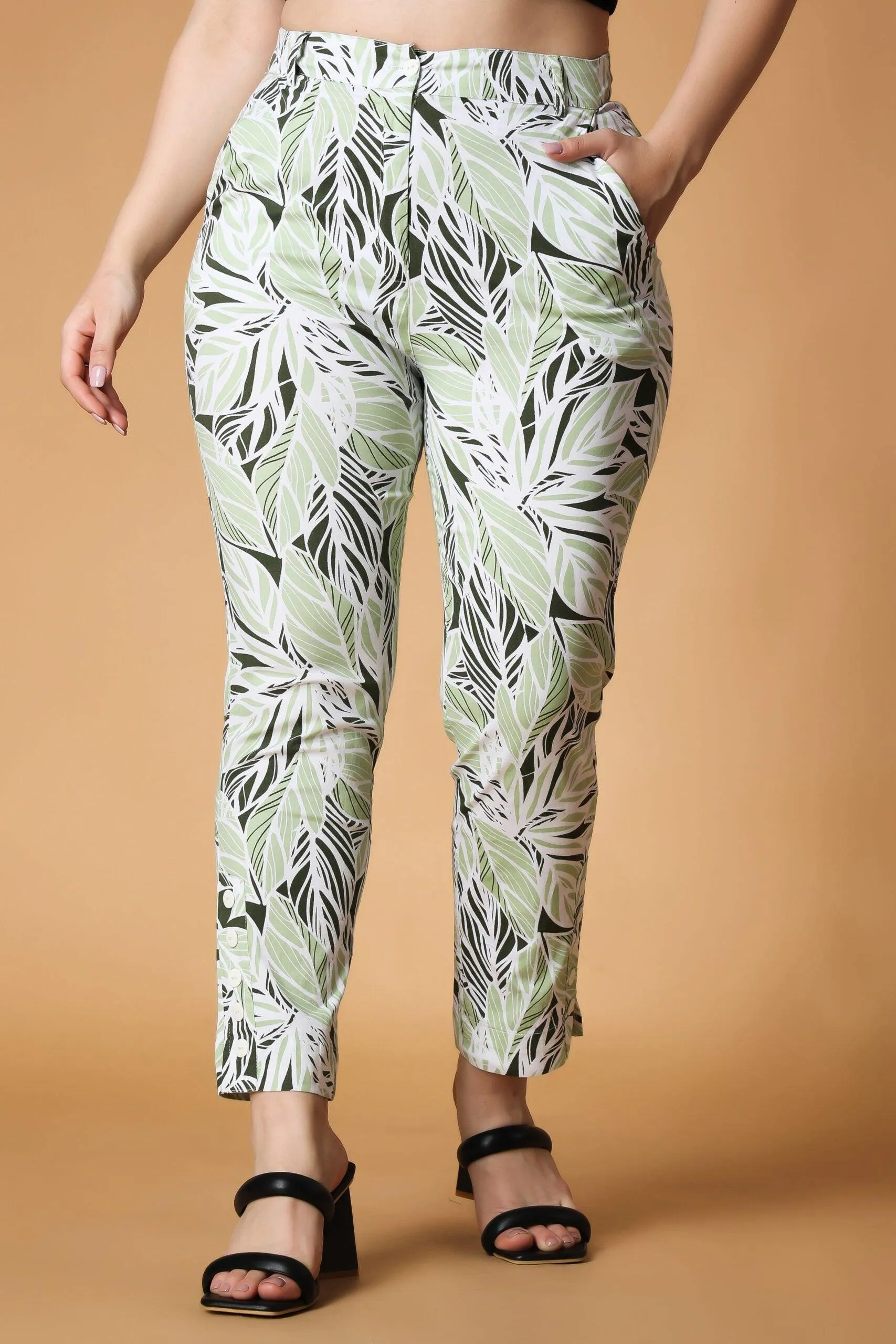 Green & Black Leaves Printed Pants