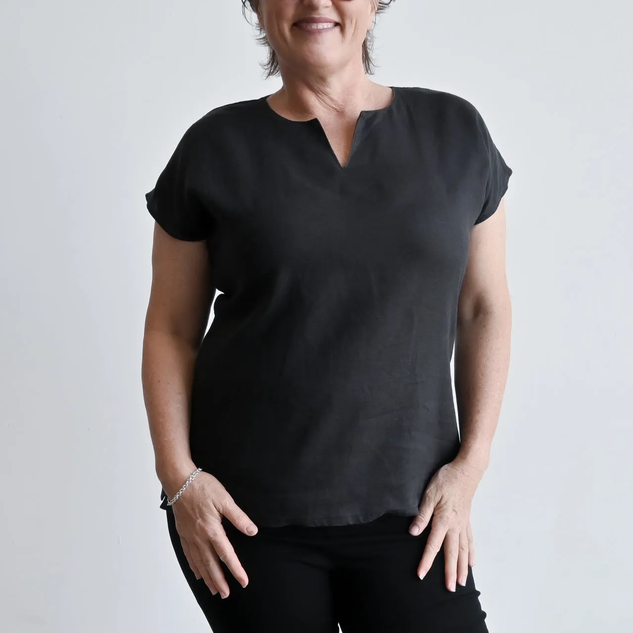 Kobomo Linen Sari Top - Charcoal Black