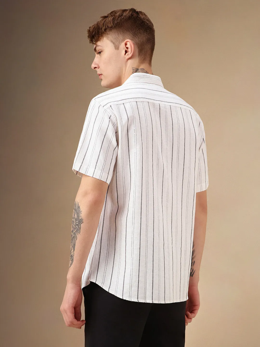 Men's White Striped Spread Collar Half Sleeves Casual Shirt