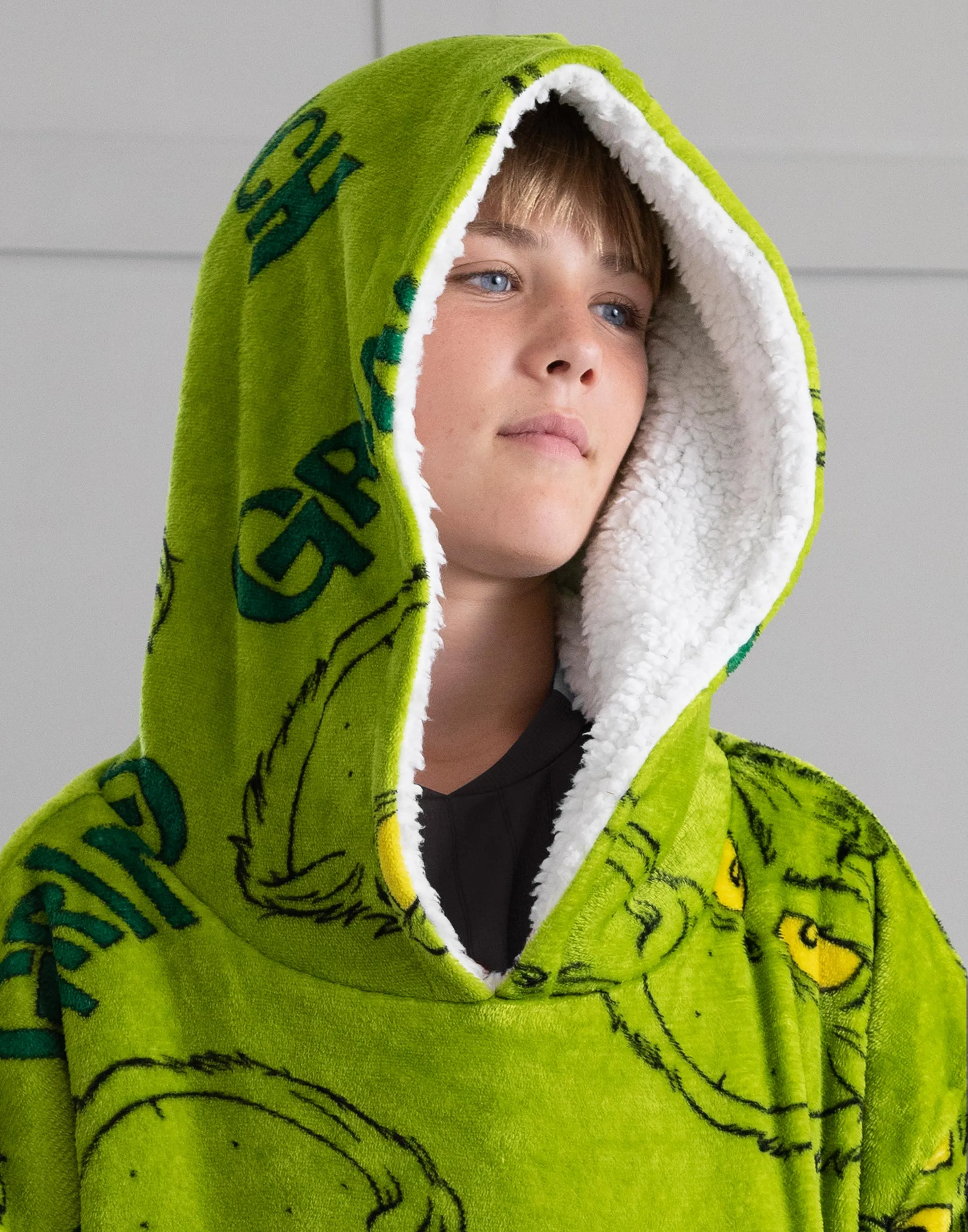 The Grinch Kids 'VUddie' Oversized Blanket Hoodie