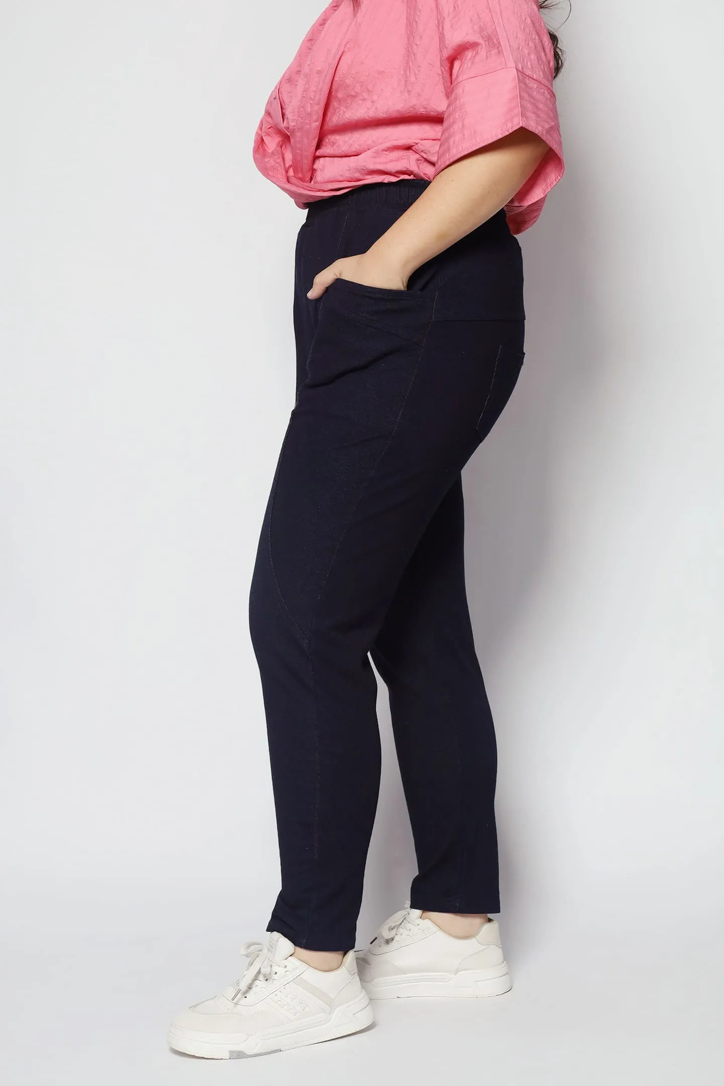 Tove Pants in Plain Blue